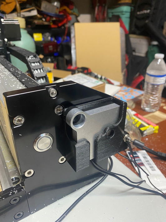 Shapeoko Bitzero v2 with magnetic ground holder and dowel holder